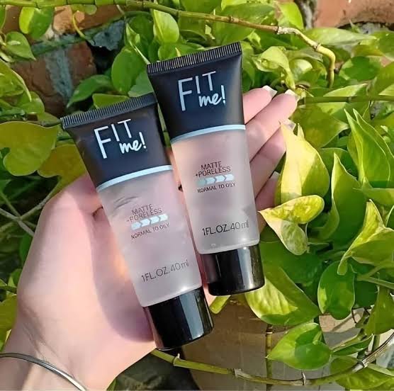12 in 1 Makeup Deal Bundle