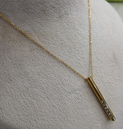 Stainless Steel Stone Bar Locket With Chain