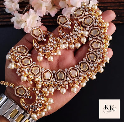 Beautiful Zircon Stone Set