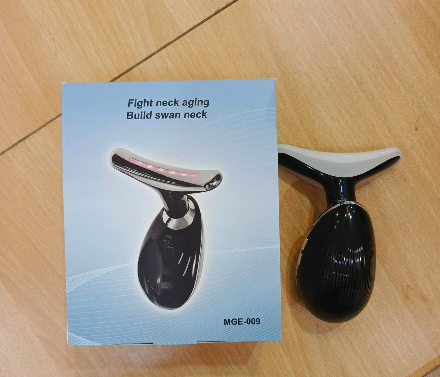 KK Trader | V-Shape Face & Neck Lifting Massager – LED Therapy & Vibration
