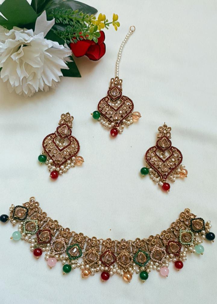 Traditional Choker With Earrings and Tika