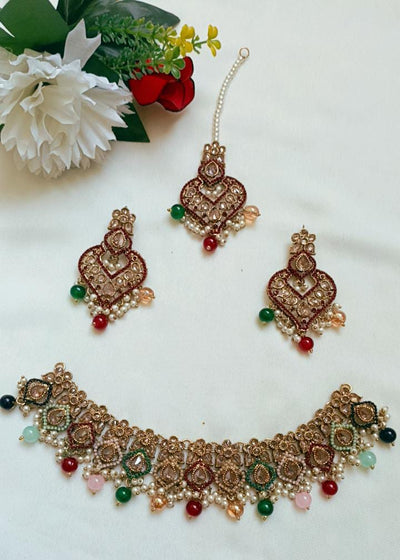 Traditional Choker With Earrings and Tika
