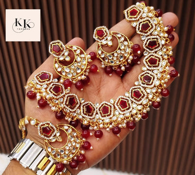 Beautiful Zircon Stone Set
