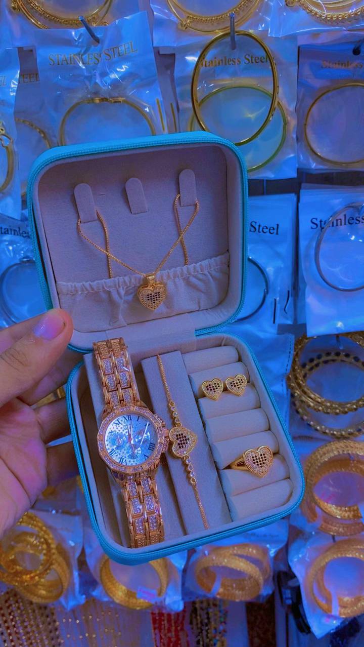 Elegant Stone Watch With Bracelet, Necklace, Earrings and Ring With Leather Box